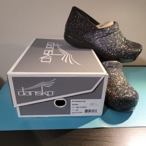 Dansko Professional Glitter clogs euro sz 42/ US 11
